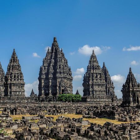 Hotel O Prambanan Near Prambanan Temple Exterior photo